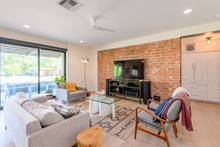 Load image into Gallery viewer, Air BnB