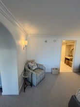 Load image into Gallery viewer, Loews Santa Monica