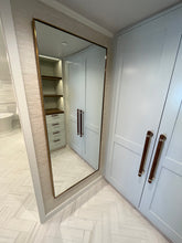 Load image into Gallery viewer, Loews Santa Monica