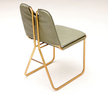 Load image into Gallery viewer, Fi Chair
