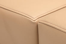 Load image into Gallery viewer, Wickland Sectional Sofa
